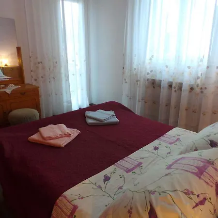 Lovran 15546 * Opric